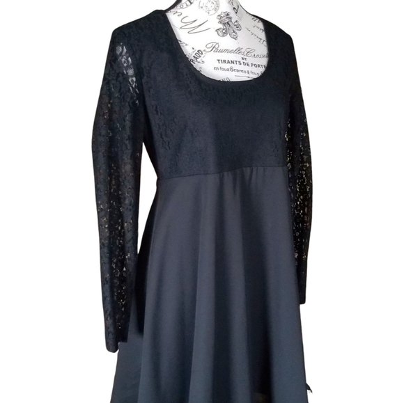 90s Black vamp goth Lace Dress – Size M - Picture 5 of 5